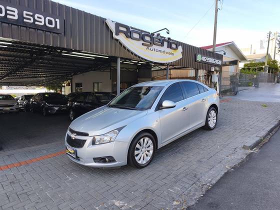 CHEVROLET CRUZE 1.8 LTZ 16V FLEX 4P AUTOMÁTICO CHEVROLET CRUZE 1.8 LTZ 16V FLEX 4P AUTOMÁTICO